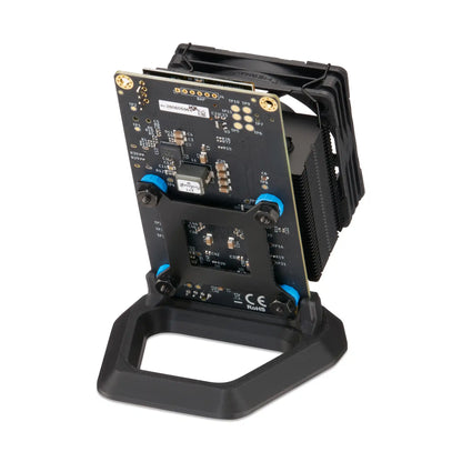 Bitaxe Gamma 603, face arrière de la carte avec le radiateur Copperzilla 2.0