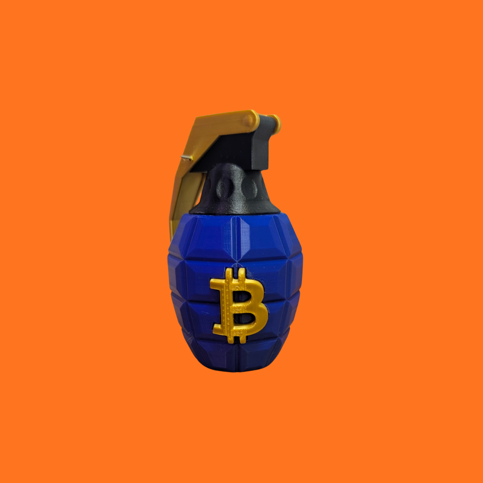 "Bitcoin Revolution" Grenade