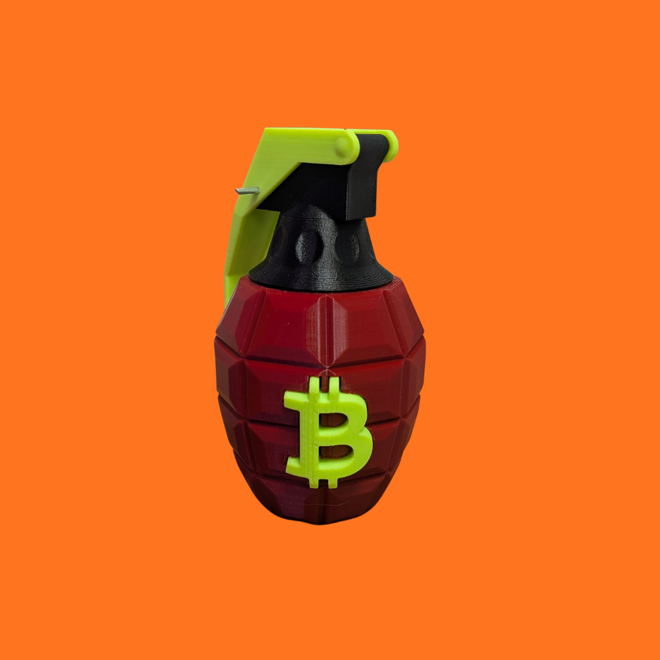 "Bitcoin Revolution" Grenade