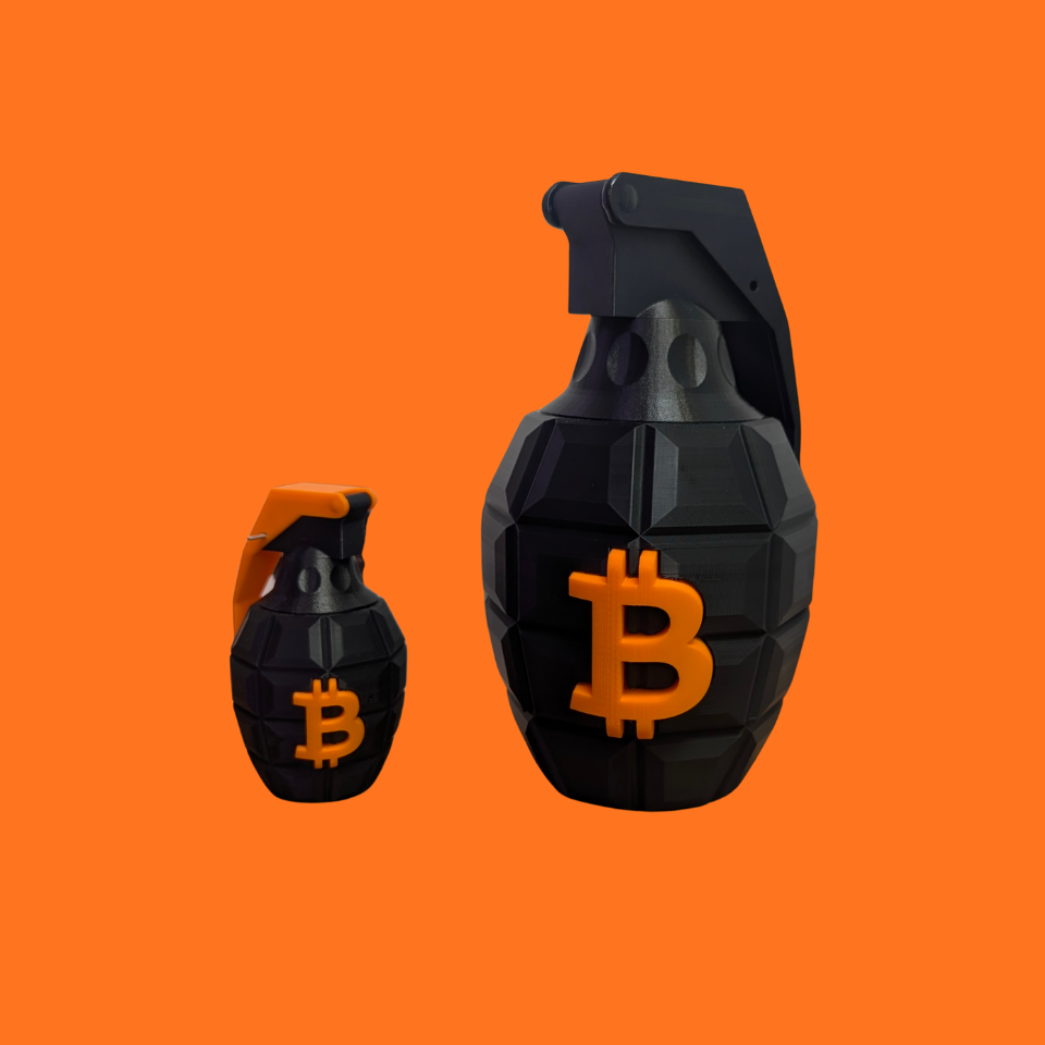 "Bitcoin Revolution" Grenade