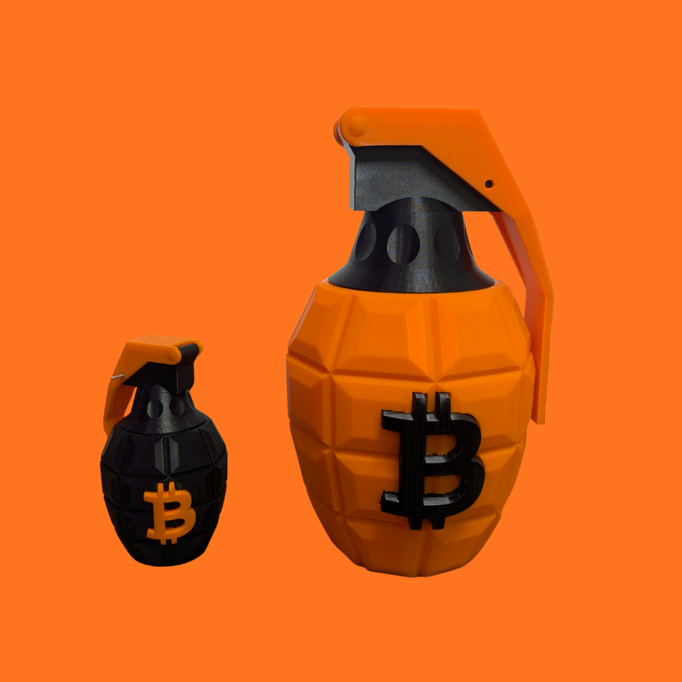 "Bitcoin Revolution" Grenade